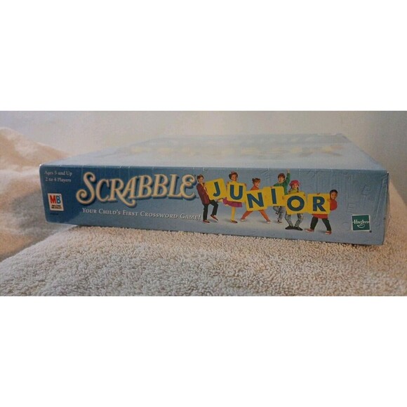 Vintage Scrabble Junior Milton Bradley Family Board Game 1999 ed. Ages 5+ - Picture 6 of 7